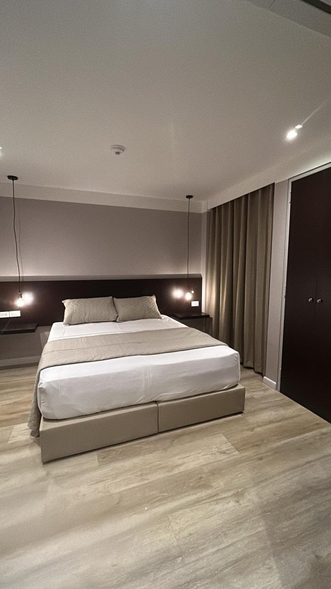 Hotel Gran Galaxie Caracas Bagian luar foto